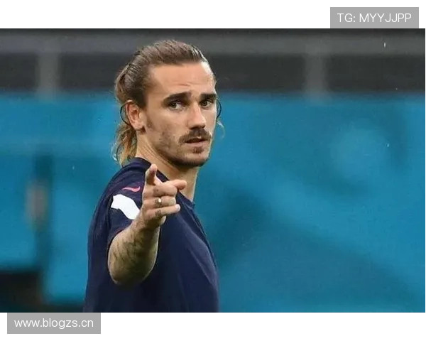 格里兹曼影锋与前腰角色切换分析