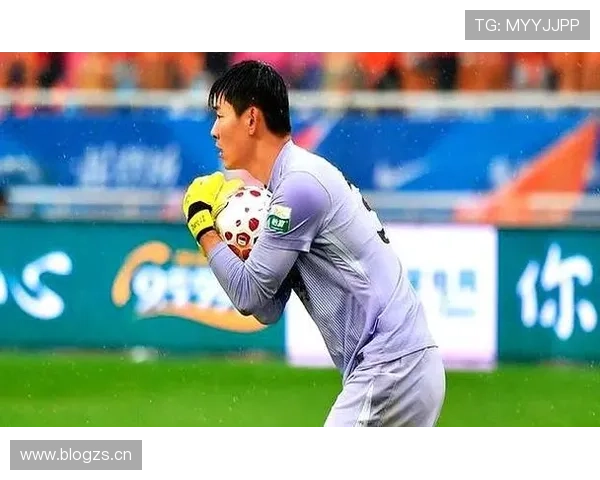 国安遭遇新帅危机，球迷质疑：打法混乱是争冠路上最大拦路虎？