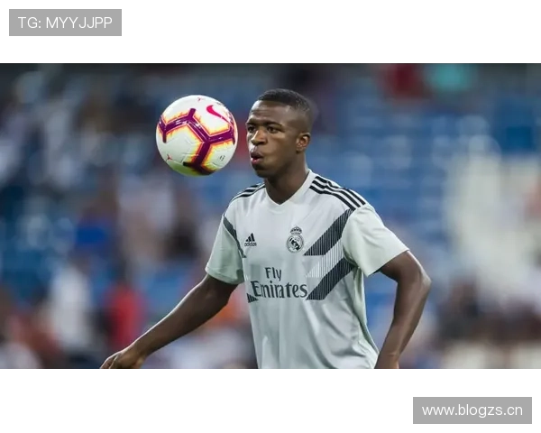 维尼修斯与萨卡:边锋稳定性与爆发力对比分析