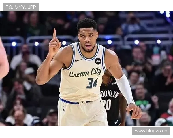 家里没个花园就养不上5辆豪车，阿德托昆博的日常真是让人服气